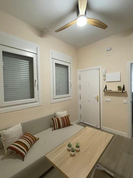 Apartamento Beautiful In Lavapies For 3 Pax - 011 Madrid